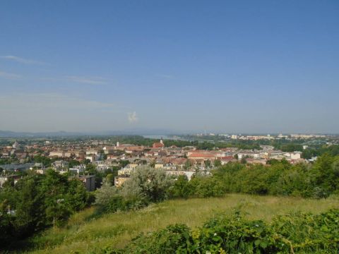 Eladó Telek 2500 Esztergom 