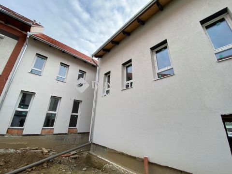 További képek