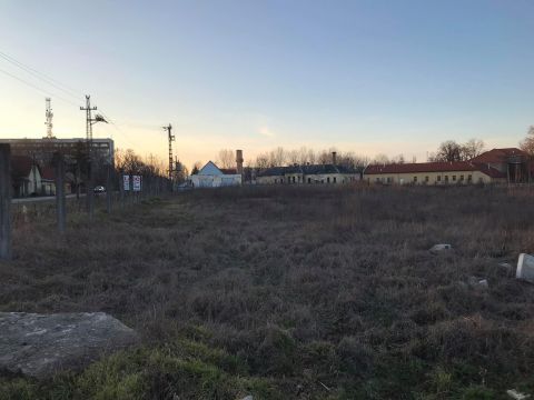 Eladó Telek 2700 Cegléd 