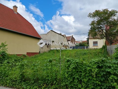 Eladó Telek, Baranya megye, Pécs - Belvárosban telek 70%os beépíthetőséggel eladó
