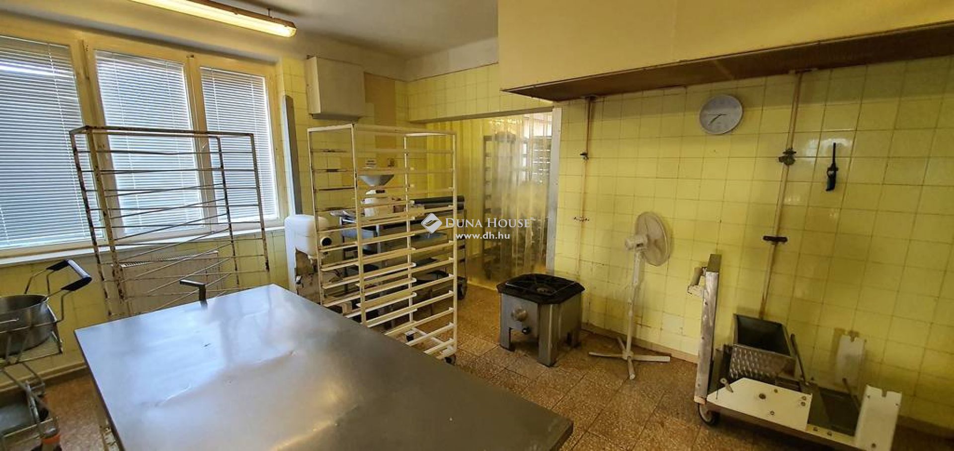 Eladó ipari Békéscsabán – IP017876