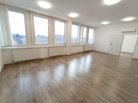 Kiadó Irodaépület 1141 Budapest 14. kerület 