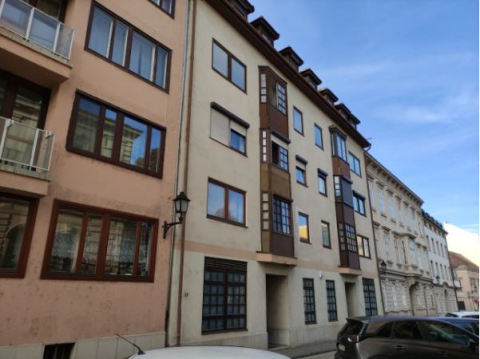 Eladó Üzlethelyiség 9400 Sopron 