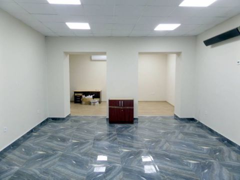 Kiadó Iroda 4400 Nyíregyháza Nyíregyháza abszolút belvárosának frekventált részén.