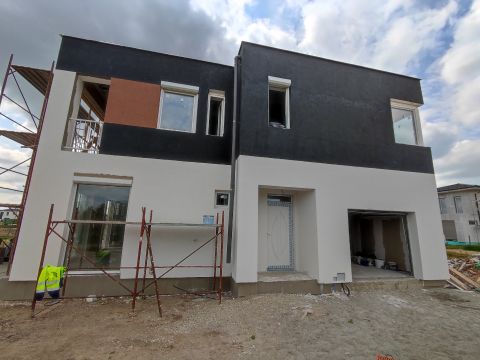 Eladó Ház 1182 Budapest 18. kerület , Nappali + 4 szobás új építésű ikerház Ganzkertvárosban B lakás