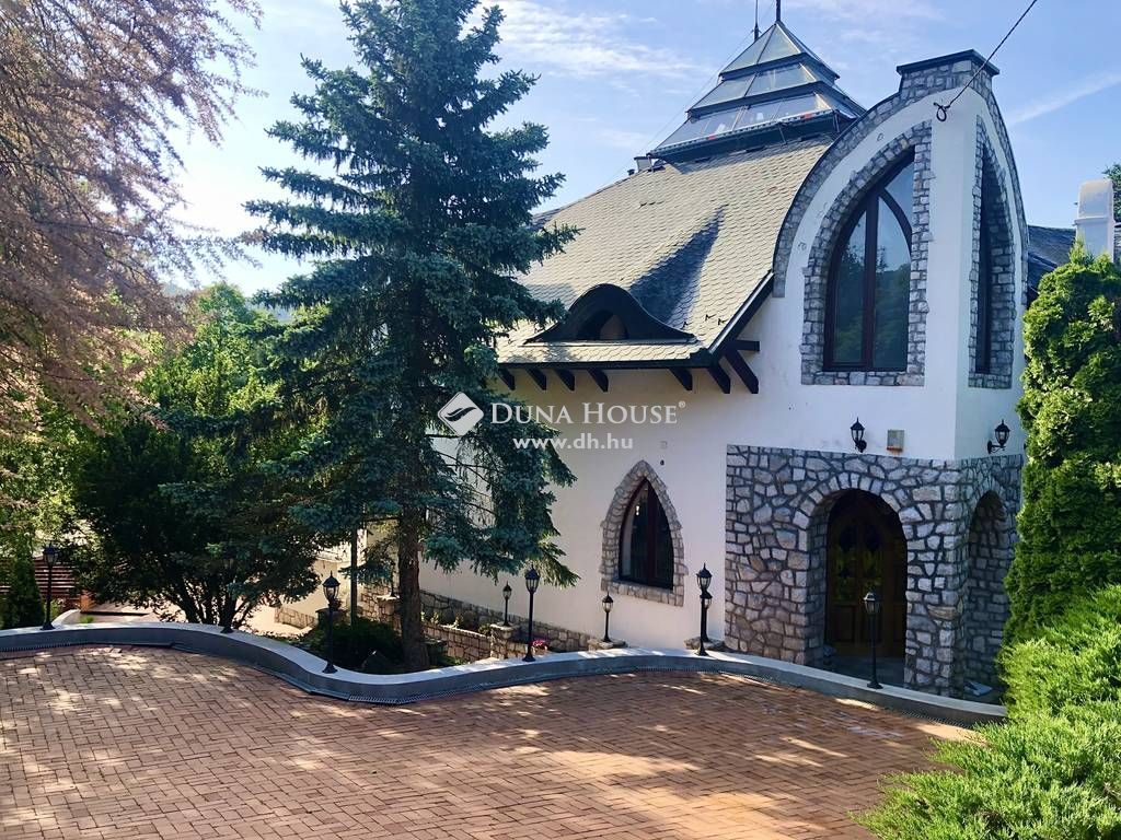 3323 Szarvaskő — 1/22