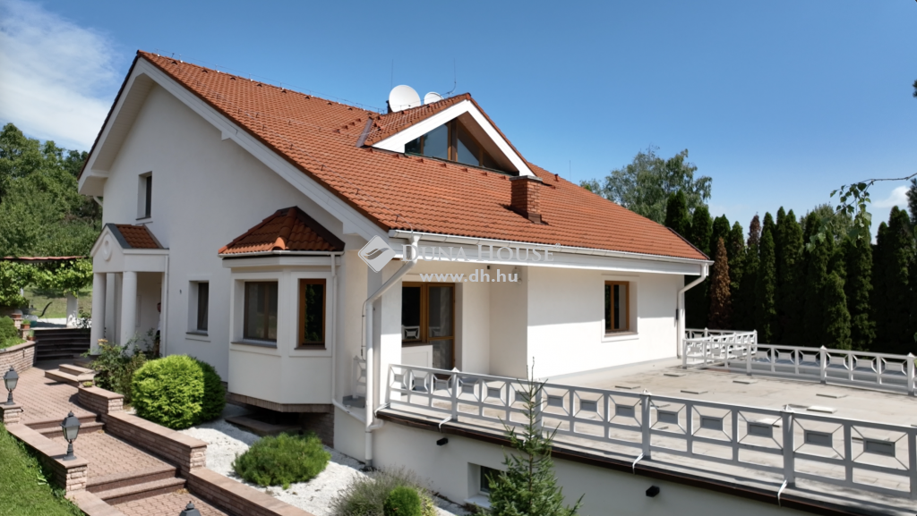 2016 Leányfalu , Elegáns villa Leányfalun — 1/45