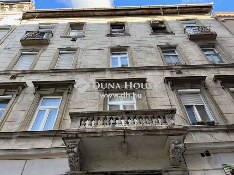 Eladó Lakás, Budapest 6. kerület - Bazilikához és Operához közel, 2 szobás - AIRBNB-re alkalmas!
