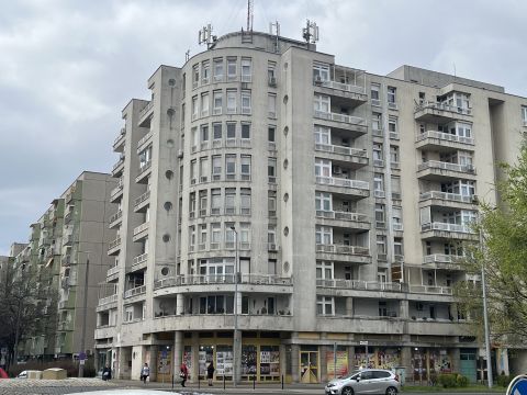 Eladó Lakás 6000 Kecskemét KURIOZUM ! Kecskemét belvárosában  körpanorámával rendelkező, 89 m2-es lalakás eladó
