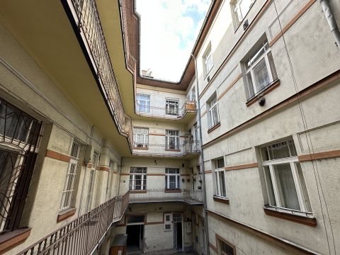 Eladó Lakás 1094 Budapest 9. kerület 