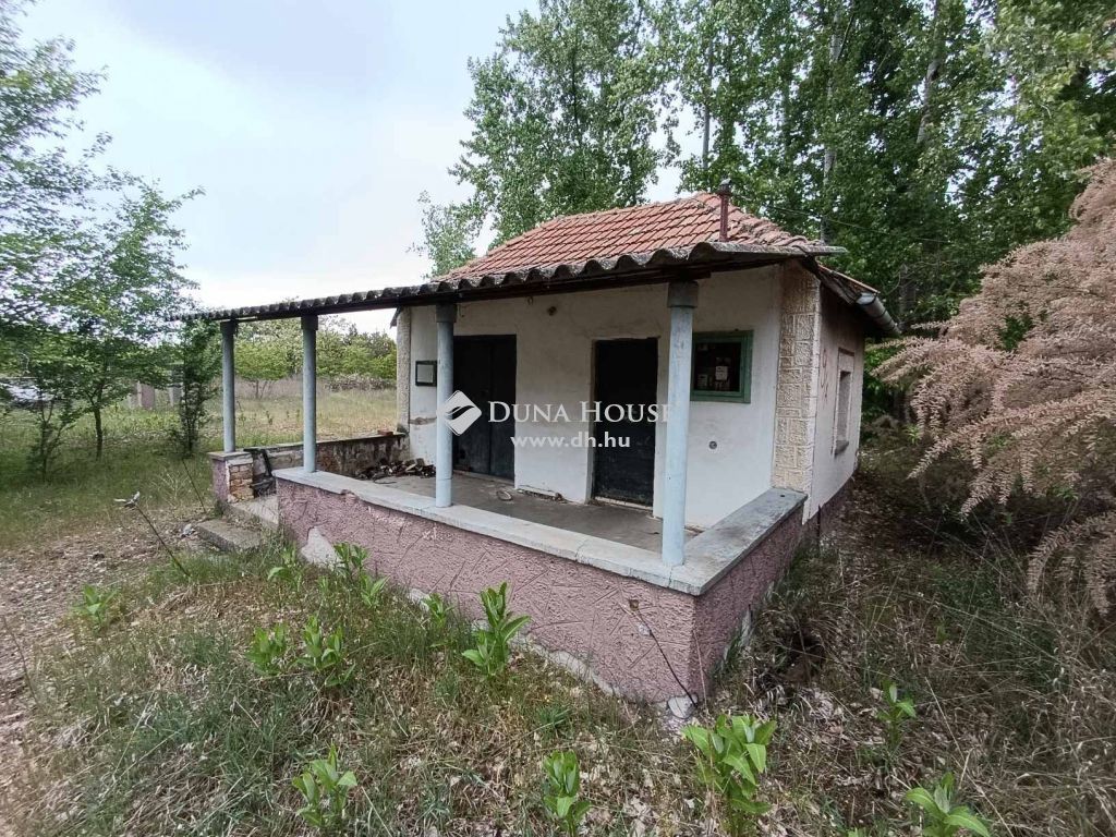 5465 Cserkeszőlő , Fürdőtől 1,3 km-re aszfaltos utcában 3 db telek egyben eladó — 1/10