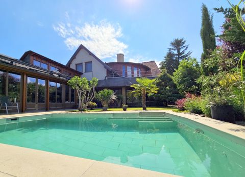 Eladó Ház 9026 Győr , RÉVFALUI TÖBB GENERÁCIÓS OTTHON