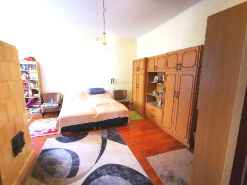 Eladó Ház 2500 Esztergom 