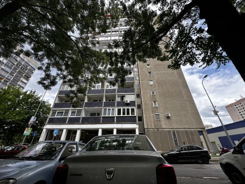Eladó Lakás 1033 Budapest 3. kerület , Kaszásdűlőn panel lakás eladó!