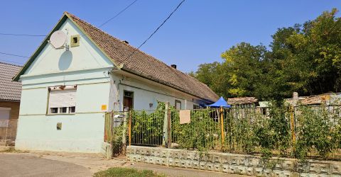 Eladó Ház 7735 Szűr 