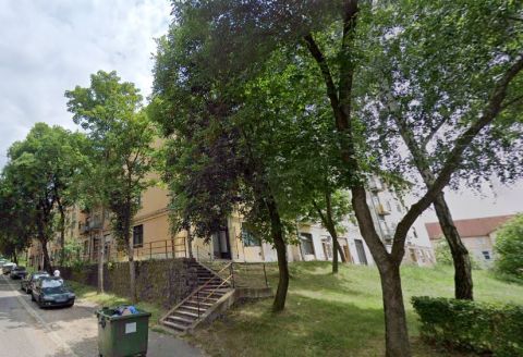 Eladó Lakás 7300 Komló 