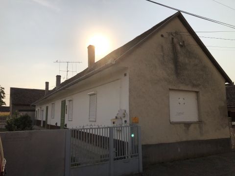 Eladó Ház 7755 Töttös 