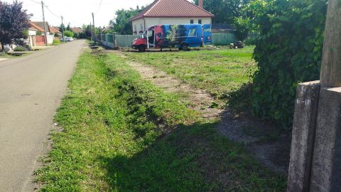 Eladó Telek 3000 Hatvan 