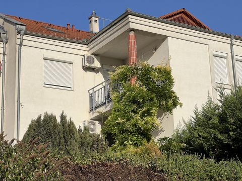Eladó Lakás 7627 Pécs 