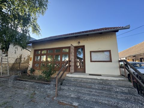 Eladó Ház 7783 Majs 