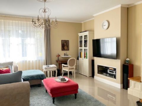 Eladó Ház 4400 Nyíregyháza , Nyíregyháza, Sóstói út mellett!