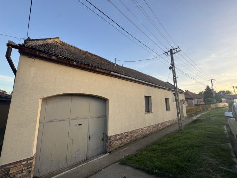 Eladó Ház 7720 Pécsvárad 