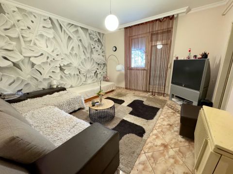 Eladó Ház 4461 Nyírtelek , Tokaji útból nyíló utcában