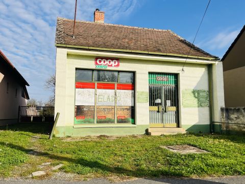 Eladó Üzlethelyiség 9909 Körmend 