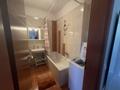 Kiadó Lakás 4025 Debrecen Debrecen Ispotály utca