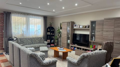 Eladó Ház 4225 Debrecen , Debrecen, Józsán családi ház eladó!
