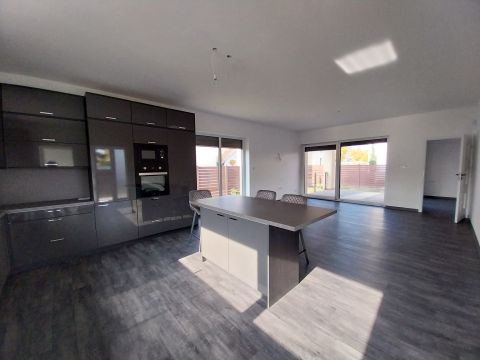Eladó Ház 6726 Szeged , Újszeged családi házas övezet