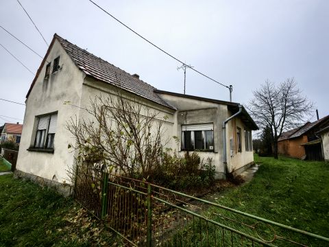 Eladó Ház 8966 Lenti , Eladó felújítandó ingatlan Lentikápolnán