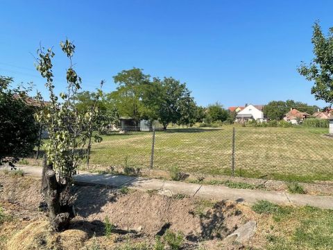 Eladó Telek 2490 Pusztaszabolcs , 2490 Pusztaszabolcs, Központi