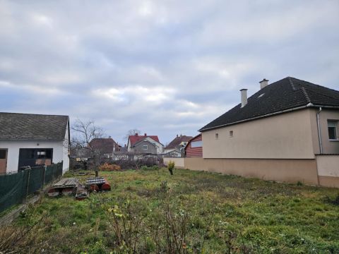 Eladó Telek 9027 Győr 