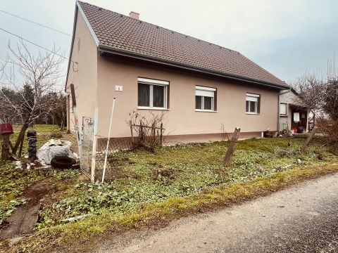 Eladó Ház 9970 Szentgotthárd 