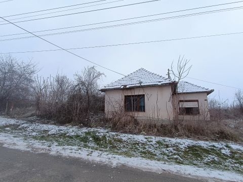 Eladó Mezőgazdasági 7213 Szakcs 