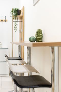 Eladó Lakás 1073 Budapest 7. kerület Kertész utcában - nappali + két háló, szép házban,airbnb 