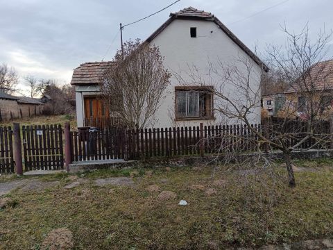 Eladó Ház 2884 Bakonyszombathely 