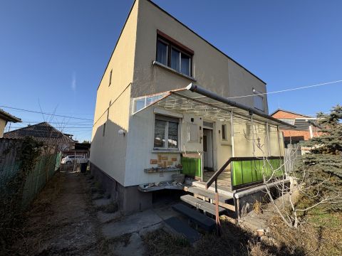 Eladó Ház 1194 Budapest 19. kerület 