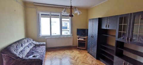 Eladó Lakás 9300 Csorna , 9300 Csorna, Központ