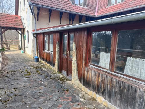 Eladó Vendéglátás 9954 Rönök 