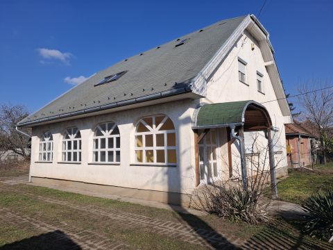 Eladó Ház 2143 Kistarcsa 