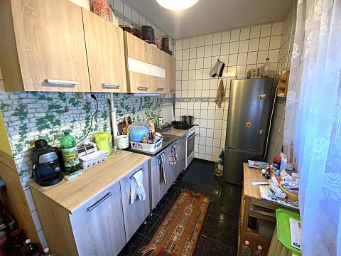 Eladó Lakás 2750 Nagykőrös Nagykőrös kedvelt lakótelepén 62 nm-es lakás