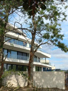 Eladó Lakás 8226 Alsóörs Balatontól 100méterre, újépítésű lakás, terasszal!