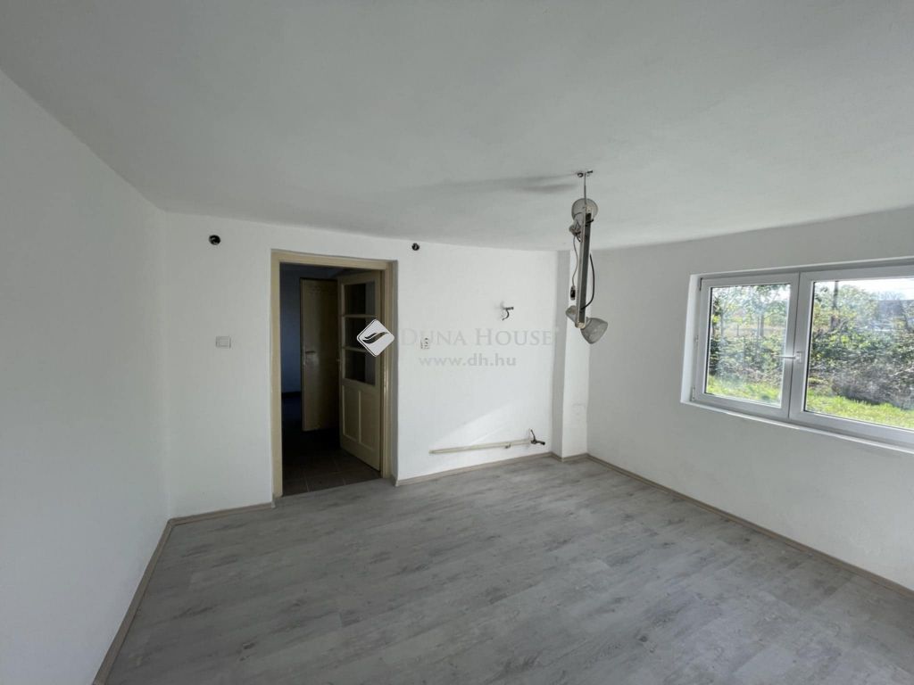 6500 Baja , Homokváros — 1/11