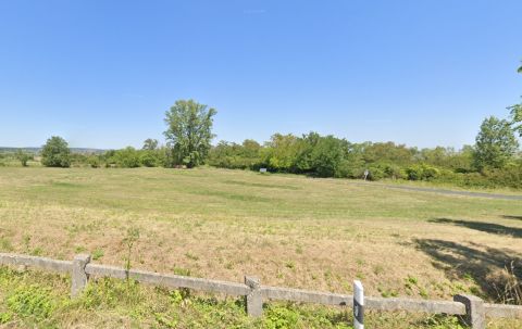 Eladó Mezőgazdasági 9400 Sopron , Fertőrákos és Balf között eladó telephely,12341m2 és 4974m2