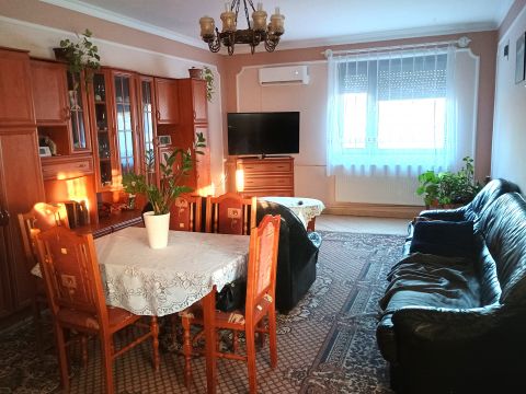 Eladó Ház 2750 Nagykőrös , Eladó Nagykőrösön 4 szoba + nappalis családiház