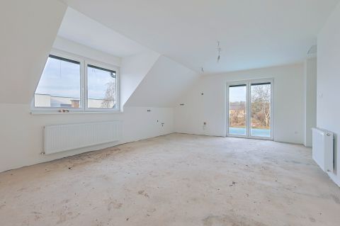 Eladó Lakás 1182 Budapest 18. kerület , GANZTELEP, TELJESKÖRŰEN FELÚJÍTOTT, 4 SZOBÁS, NAGY TERASZOS 