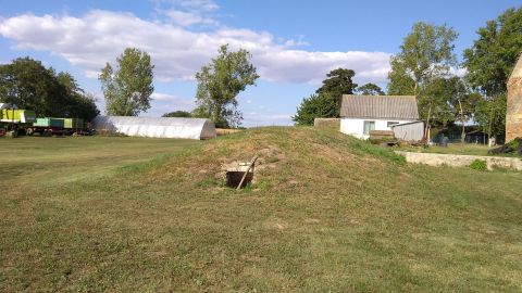 Eladó Mezőgazdasági 8171 Balatonvilágos , Kivett gazdasági épület és 6188 nm udvar, sok lehetőséggel..