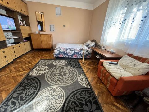 Eladó Ház 6000 Kecskemét Belvárosban jó állapotú ház LAKÁS ÁRÁN ELADÓ!
